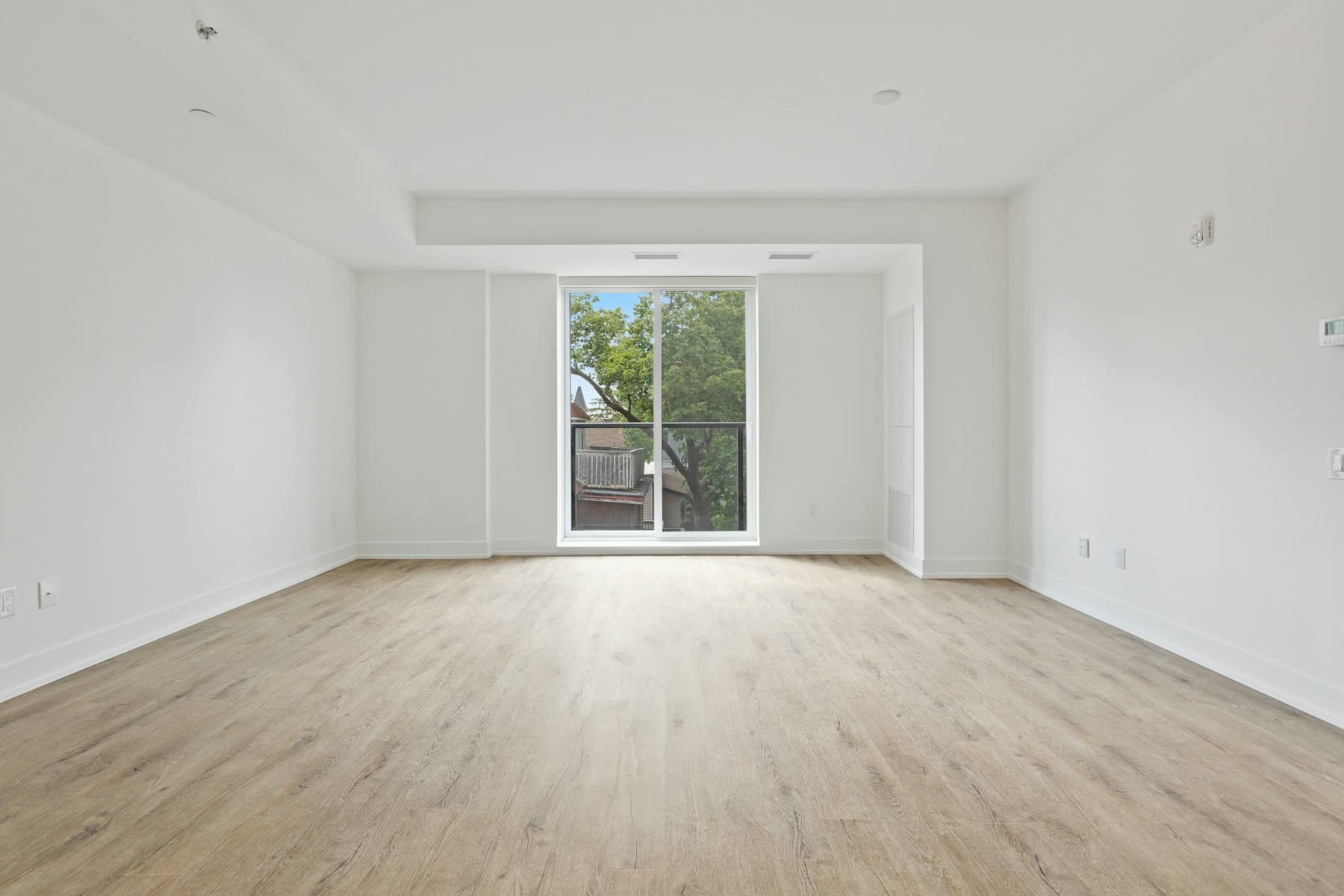 Empty, freshly cleaned room ready for handover.